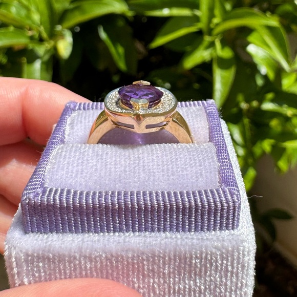 Vintage 14k amethyst and diamond ring with matching pendant - Picture 3 of 13